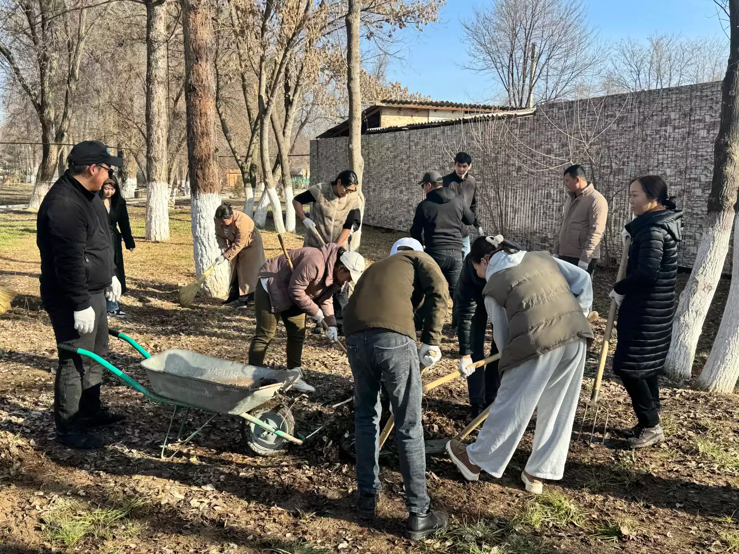 Экологическая акция «Таза Қазақстан» продолжается в Жамбылской области