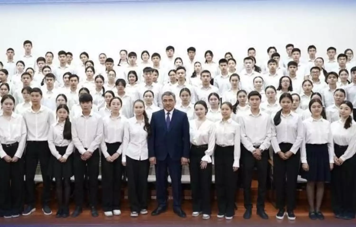 Более 1,8 млн школьников по всему Казахстану приняли участие в открытых уроках на тему бережливого потребления воды