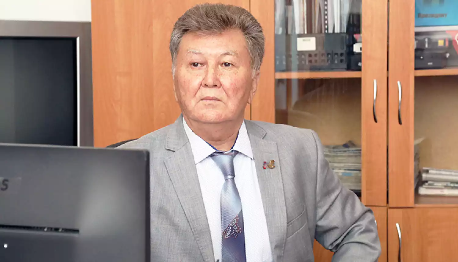 Как старший брат