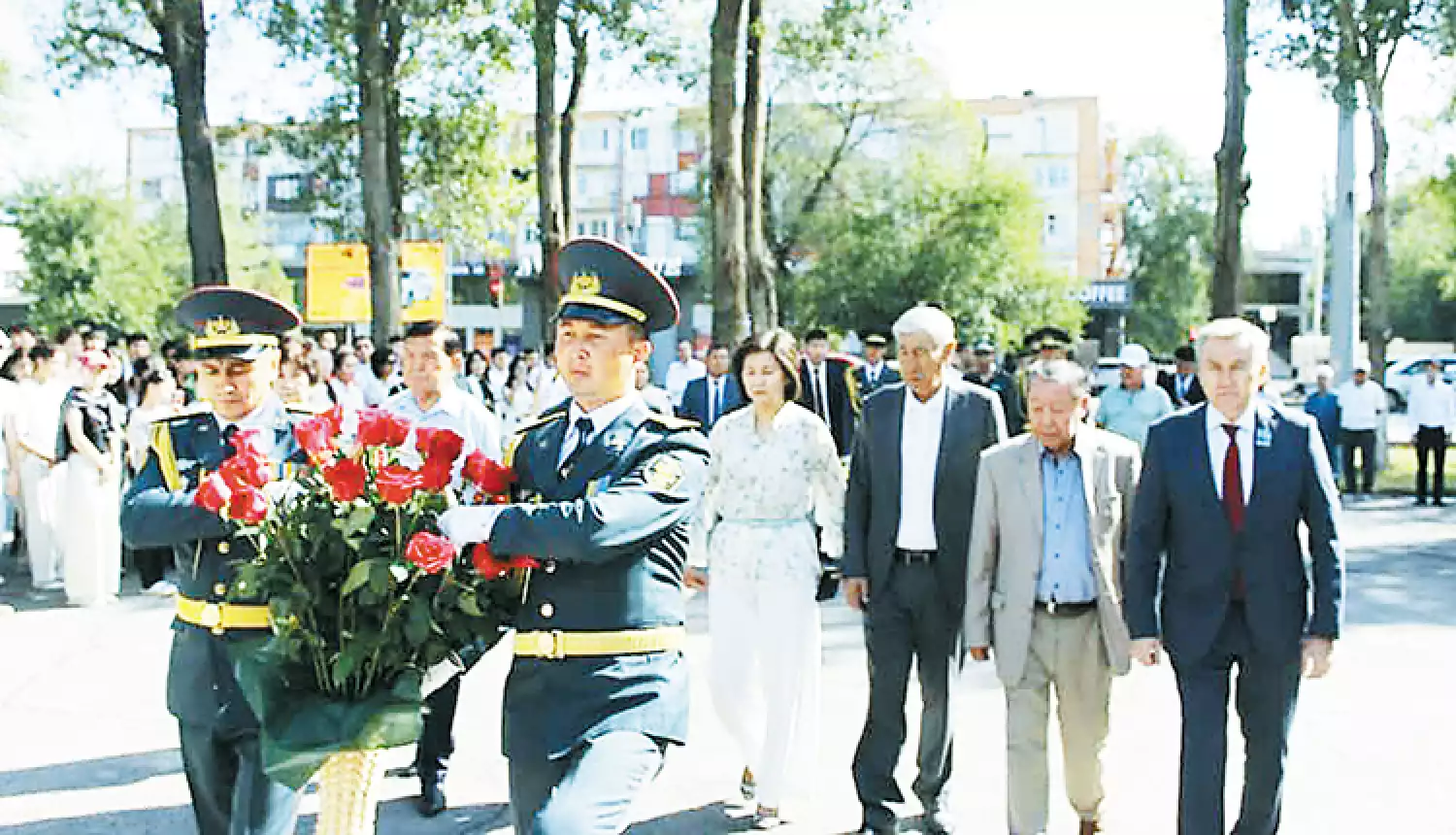 Это нужно живым!