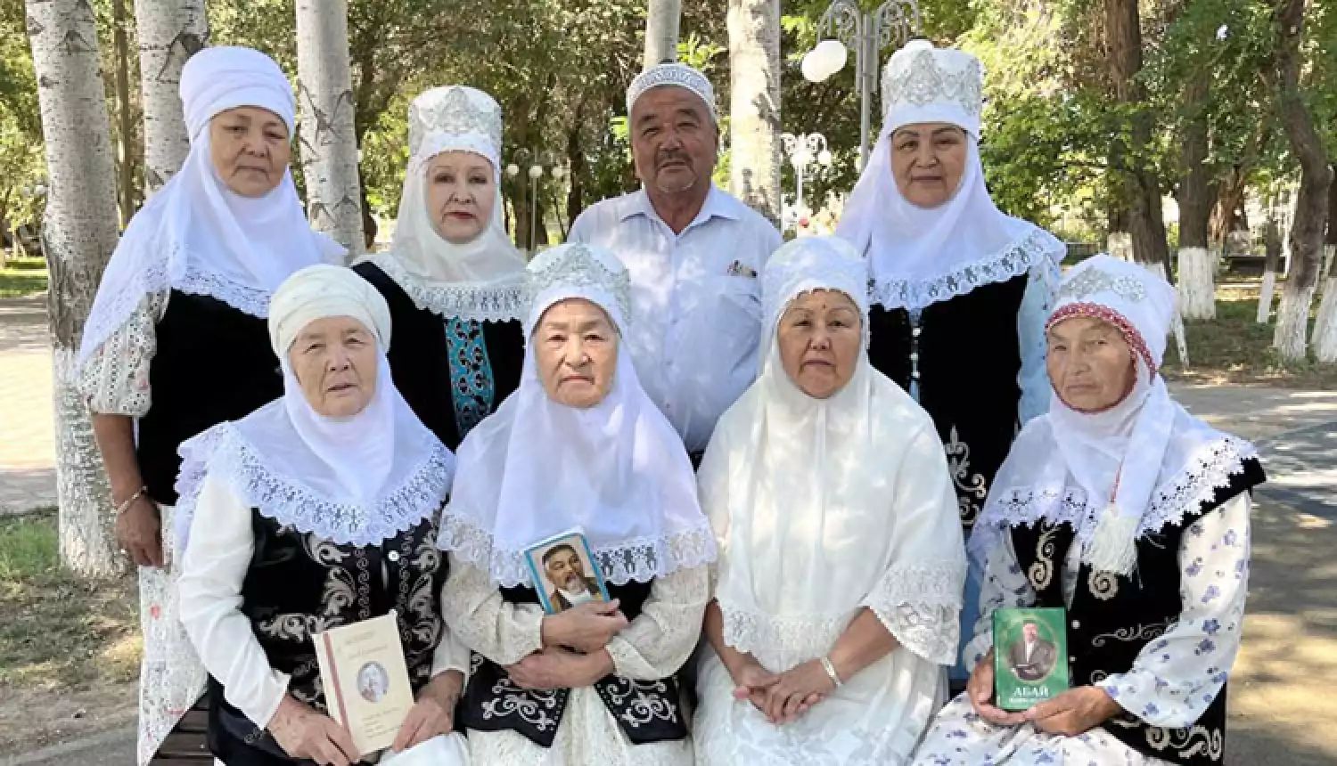 Звучит поэта живое слово