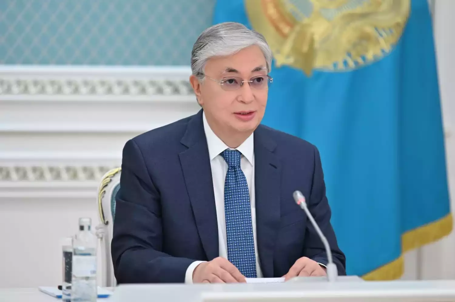 Касым-Жомарт Токаев поздравил казахстанцев с Днем труда