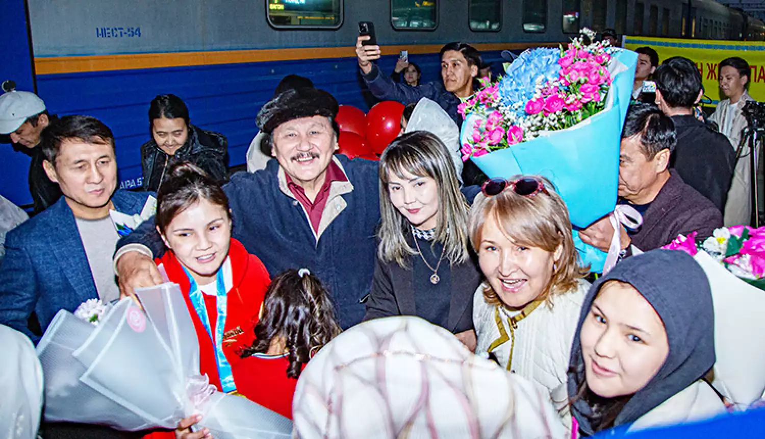 Вернулась домой с золотом