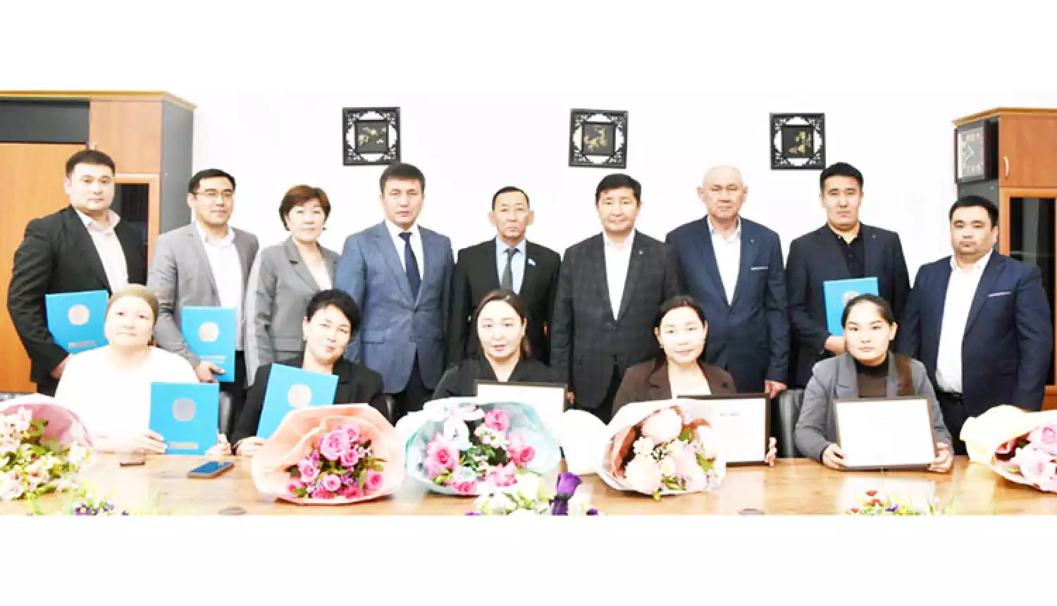 Оказали уважение