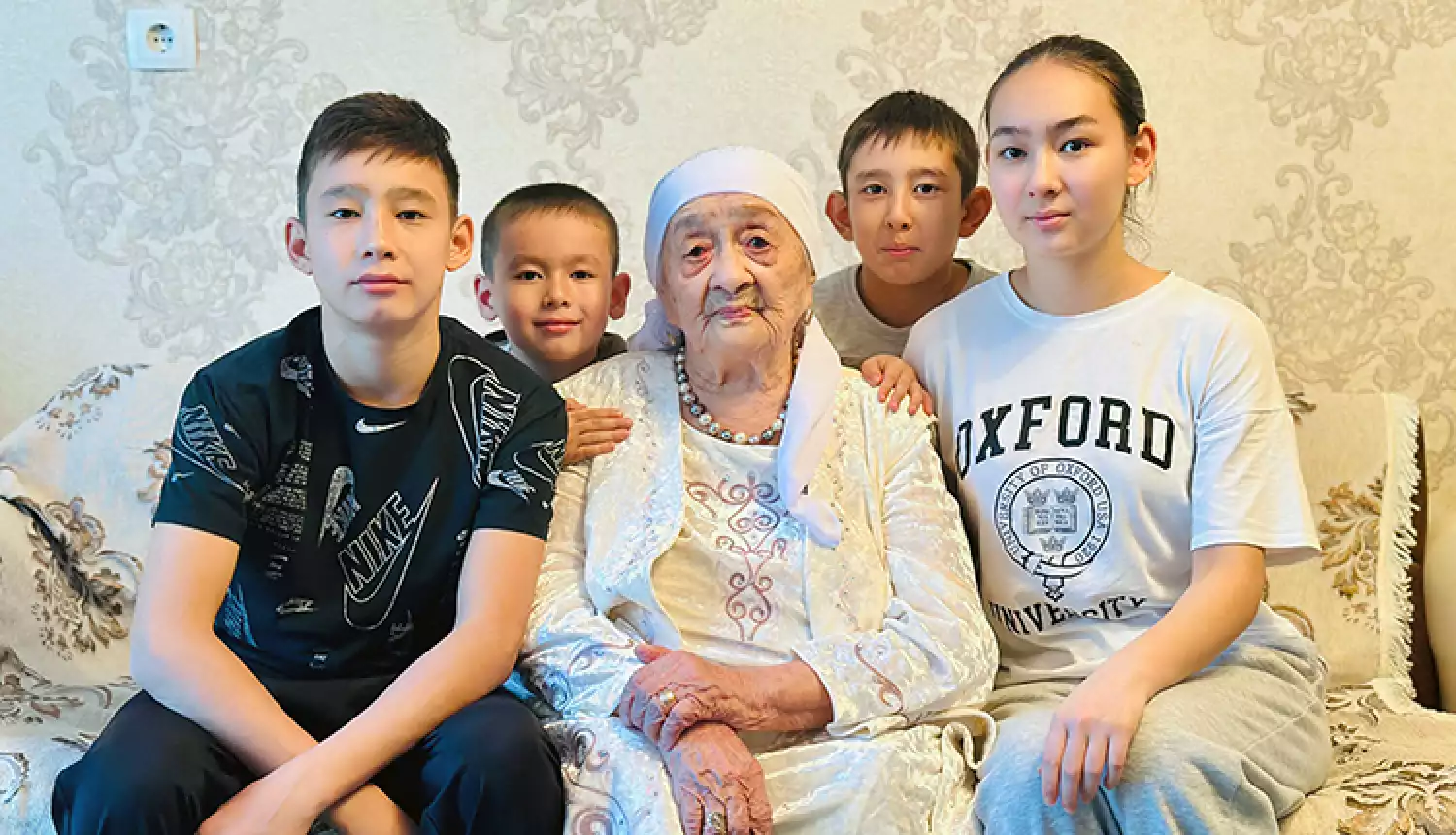 Время над ней не властно