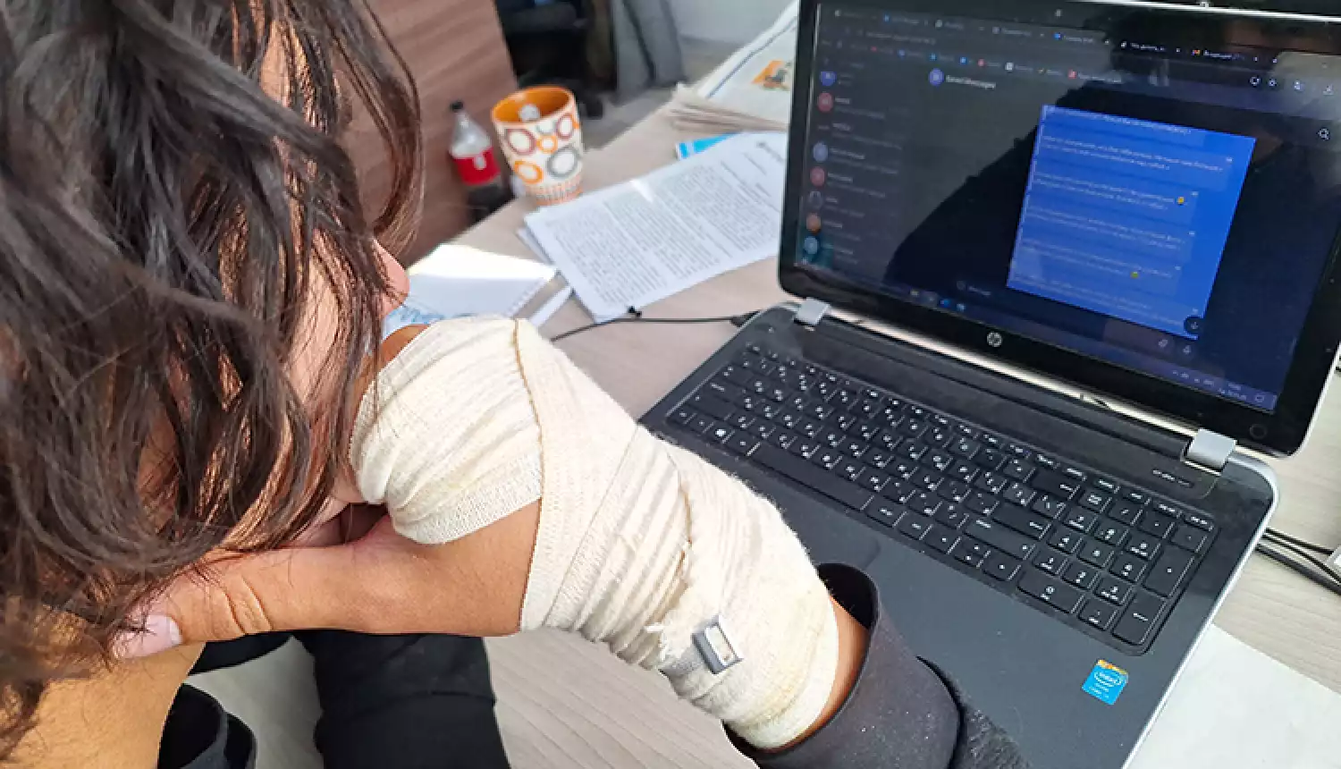 Под высоким напряжением