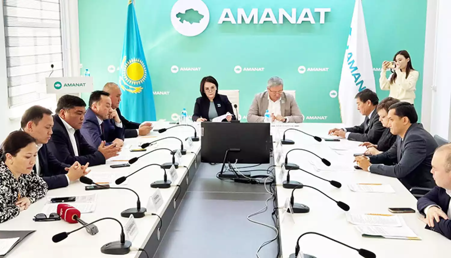 Соединяя бизнес и людей