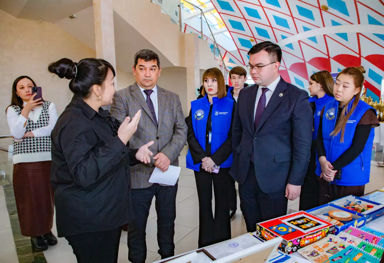 Школа лидеров