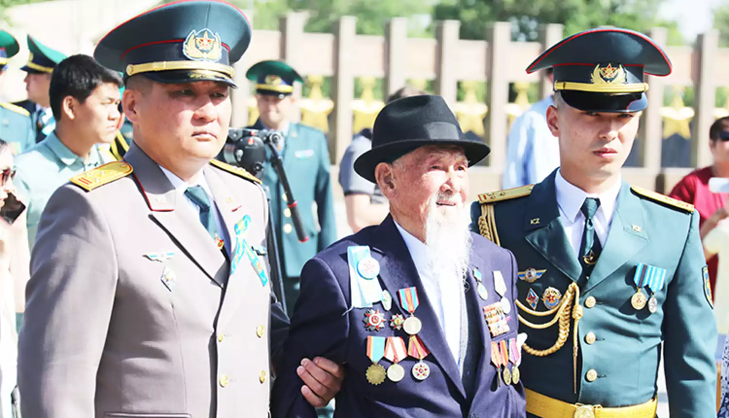 Идеологический фронт