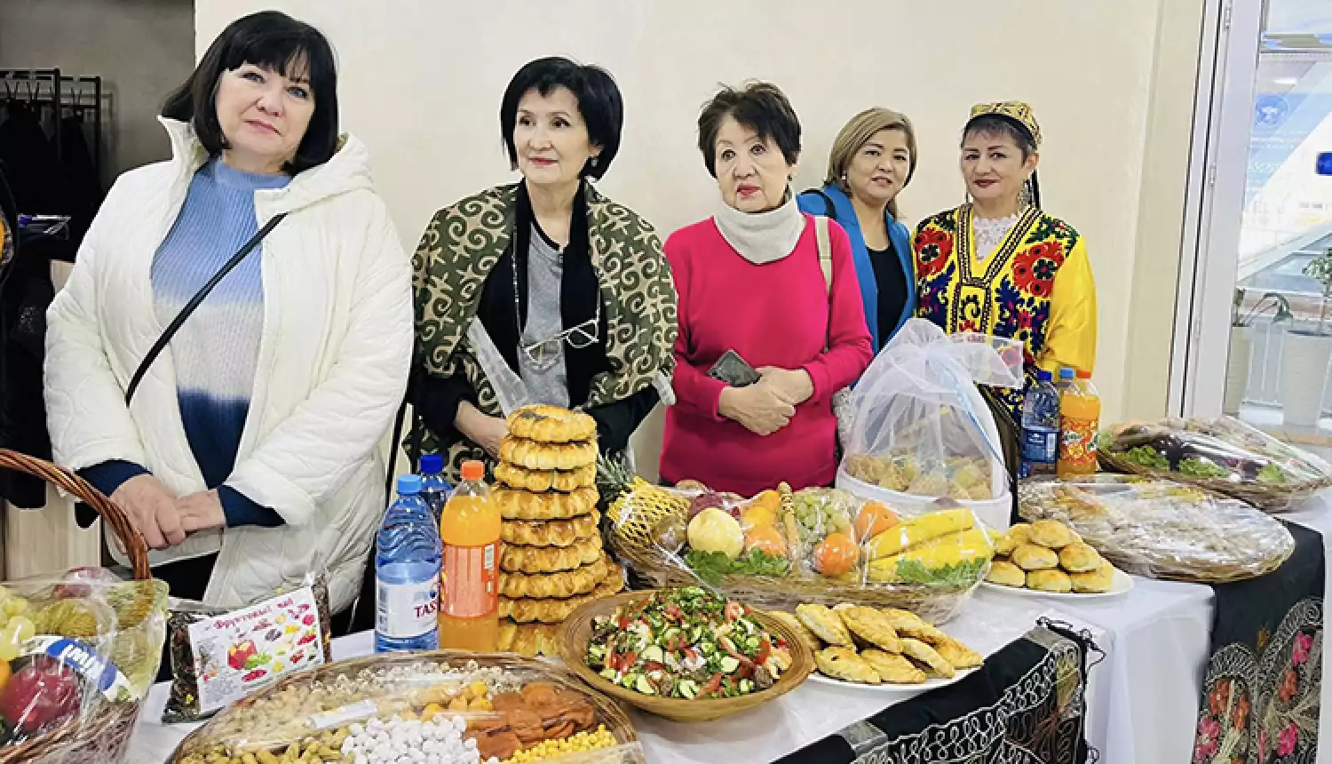 Яркая палитра