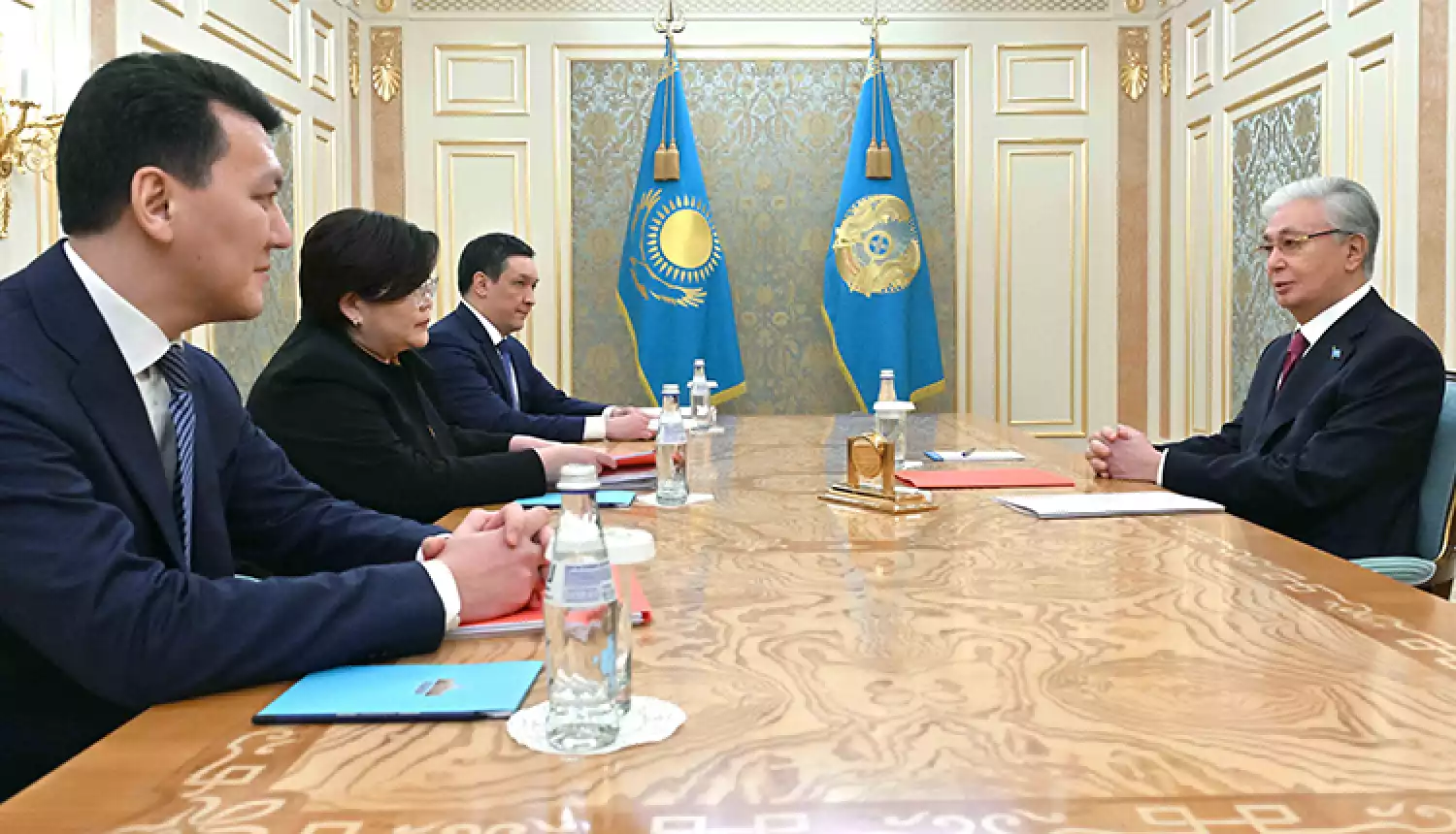 В интересах общества