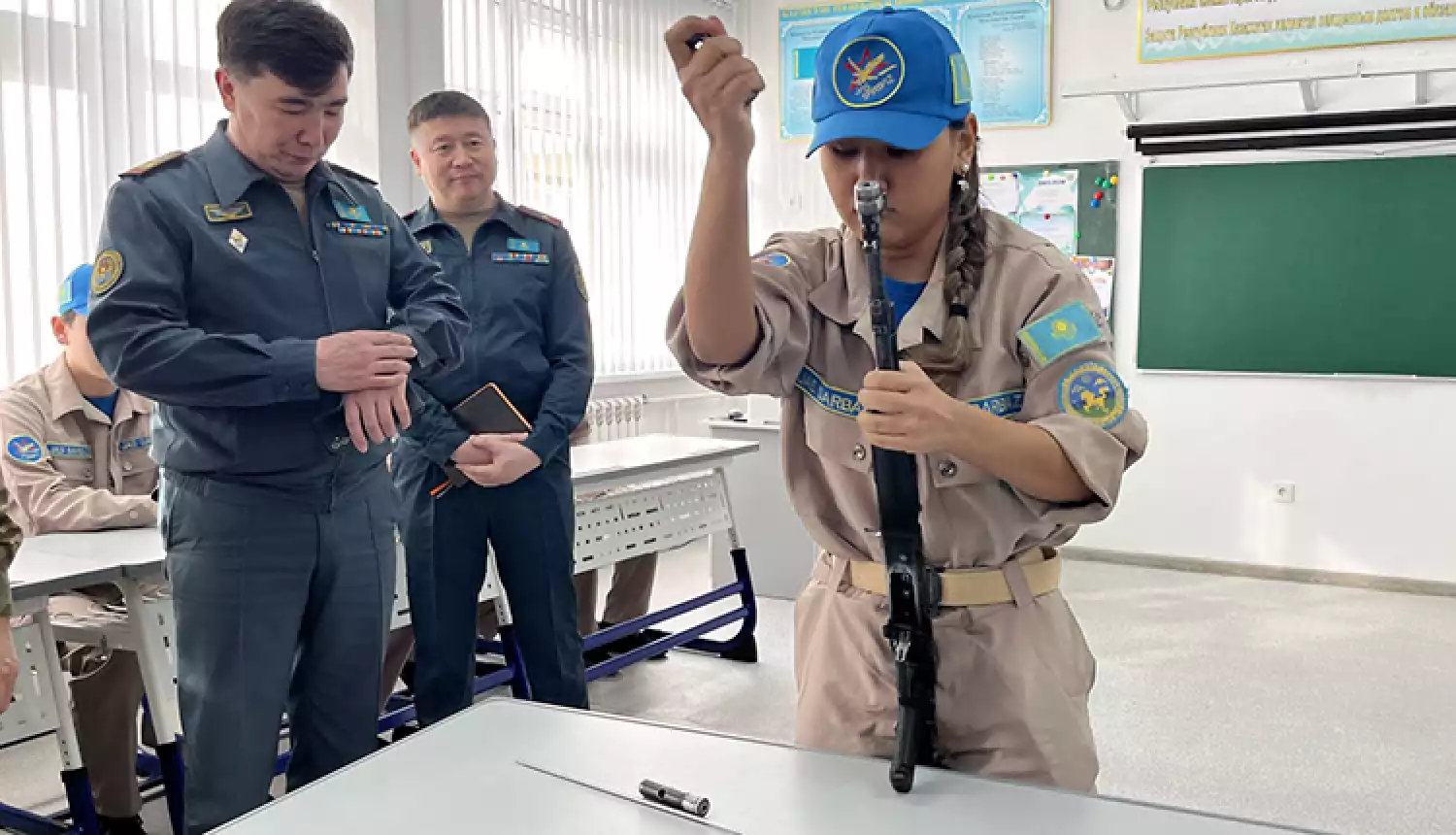 Герои ведут за собой