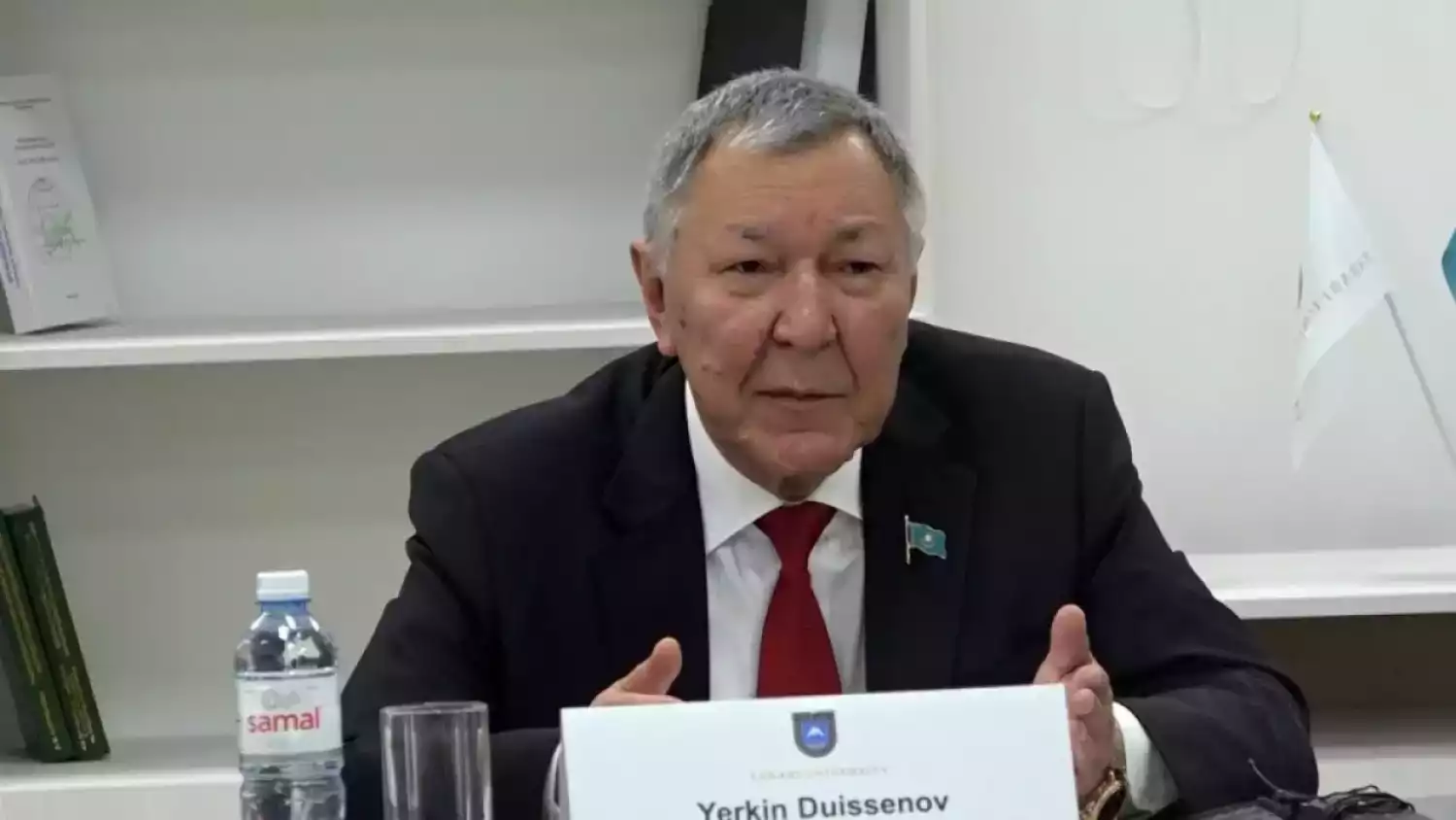 Закрепление нормы о браке в Конституции обеспечит защиту института семьи – Еркин Дуйсенов