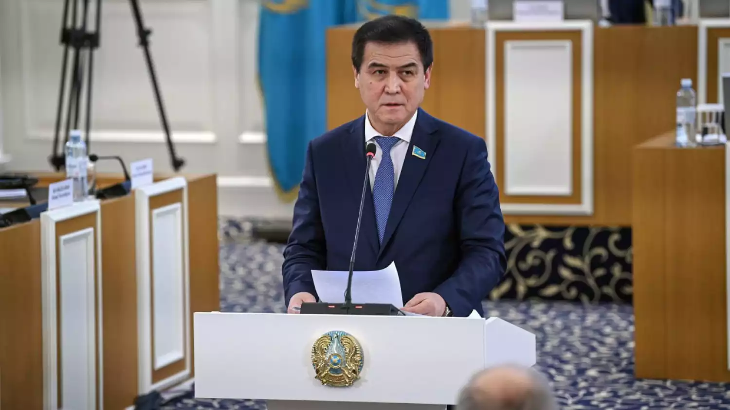 Сенатор Бекназаров заявил, что конституционная реформа обеспечит расширение гарантий защиты прав граждан