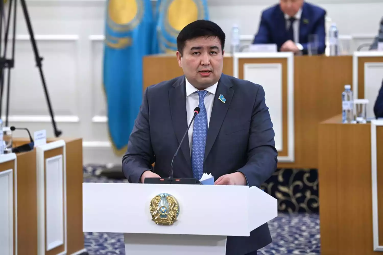 При создании нового Парламента мы отказались от лишних затрат и процедурного замыкания – Елнур Бейсенбаев