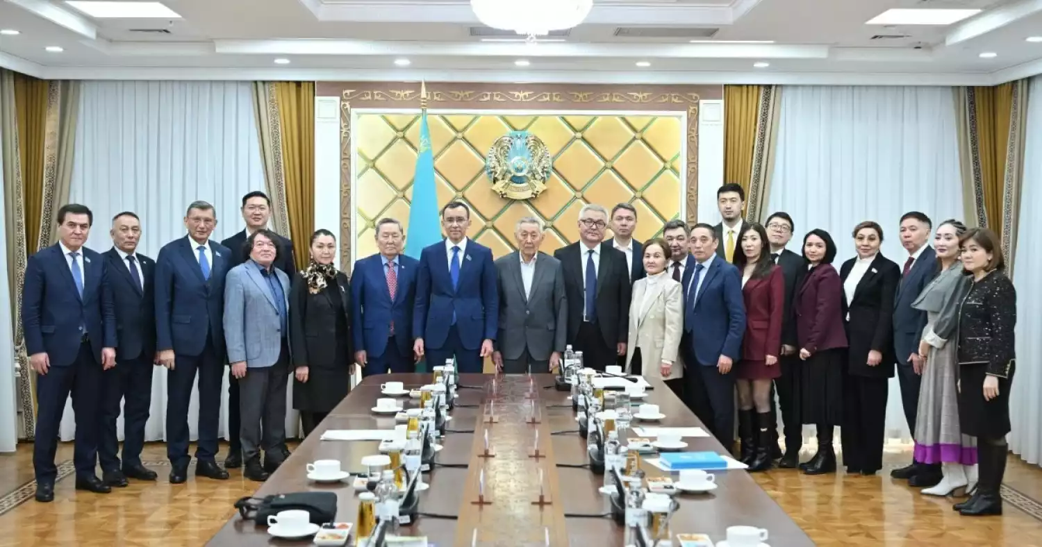 В Сенате обсудили новую конституционную модель Справедливого Казахстана