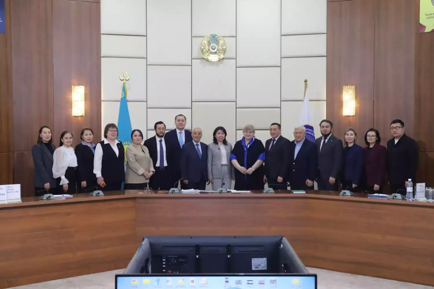 Эксперты Научно-экспертного совета АНК единогласно поддержали новую Конституцию