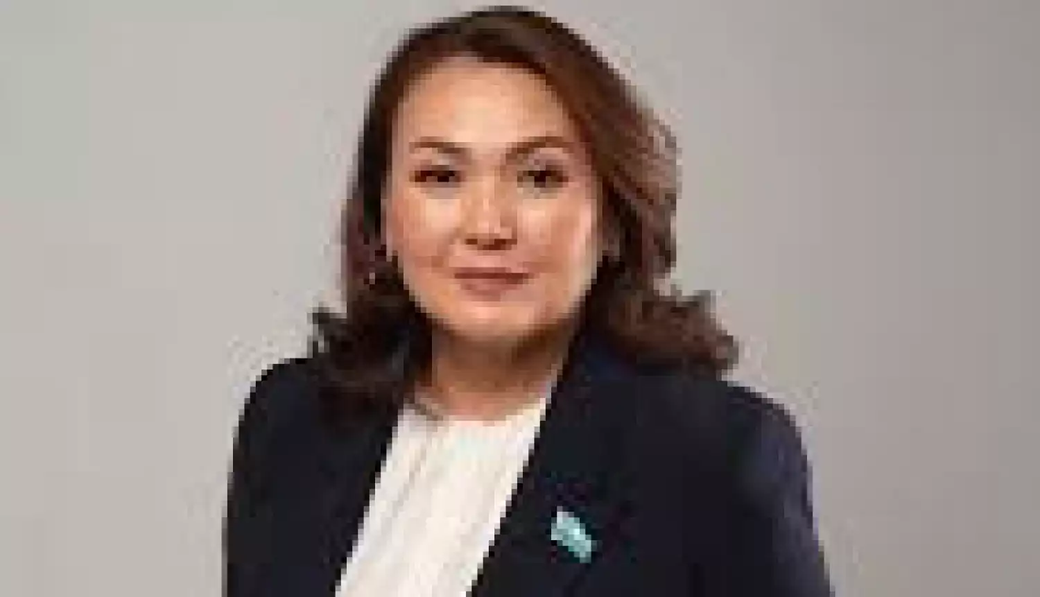 Женский голос