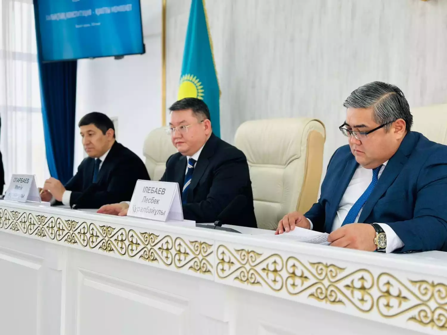 В Кордайском районе прошла встреча по вопросам республиканского референдума