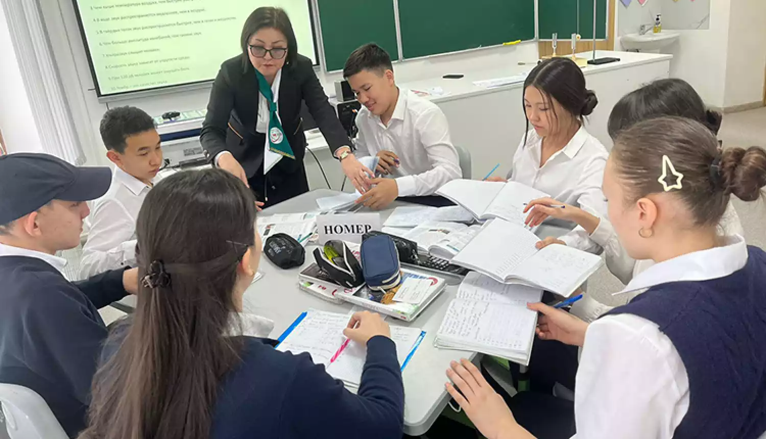 Не только учить, но и воспитывать