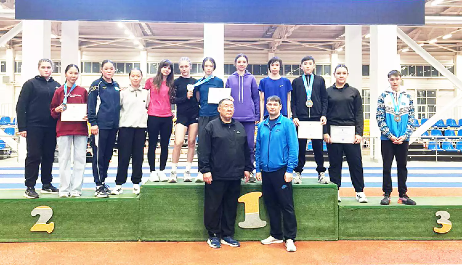 Юниоры, вперёд!