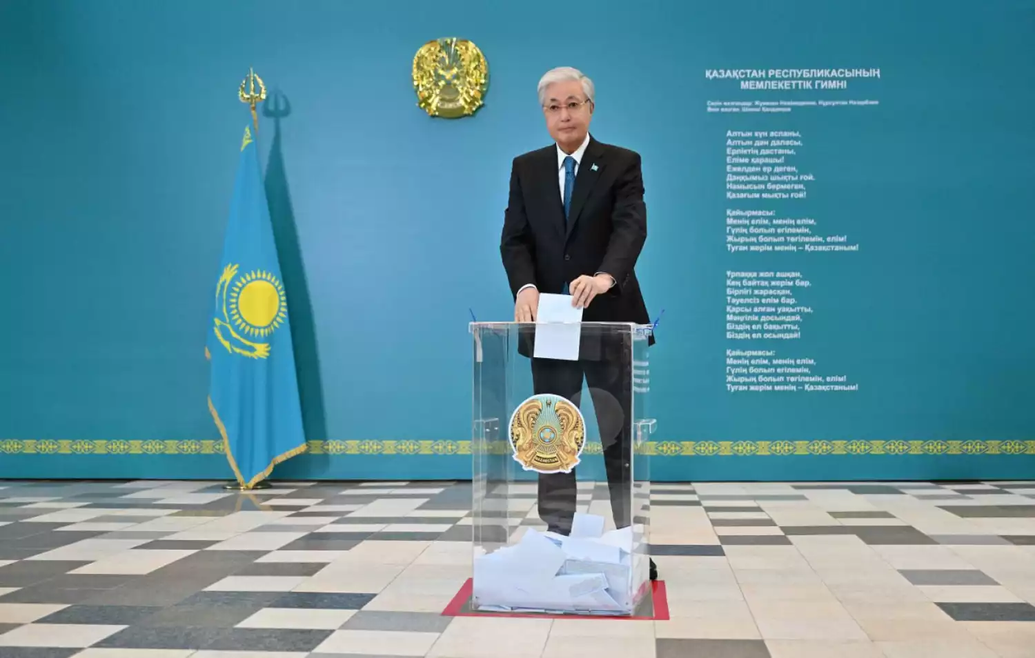 Президент Касым-Жомарт Токаев проголосовал на республиканском референдуме