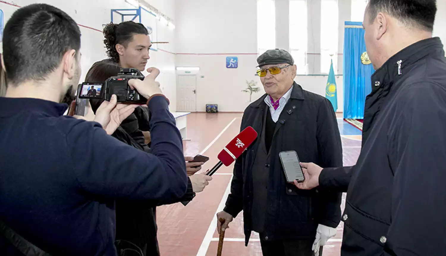 Так создаётся история