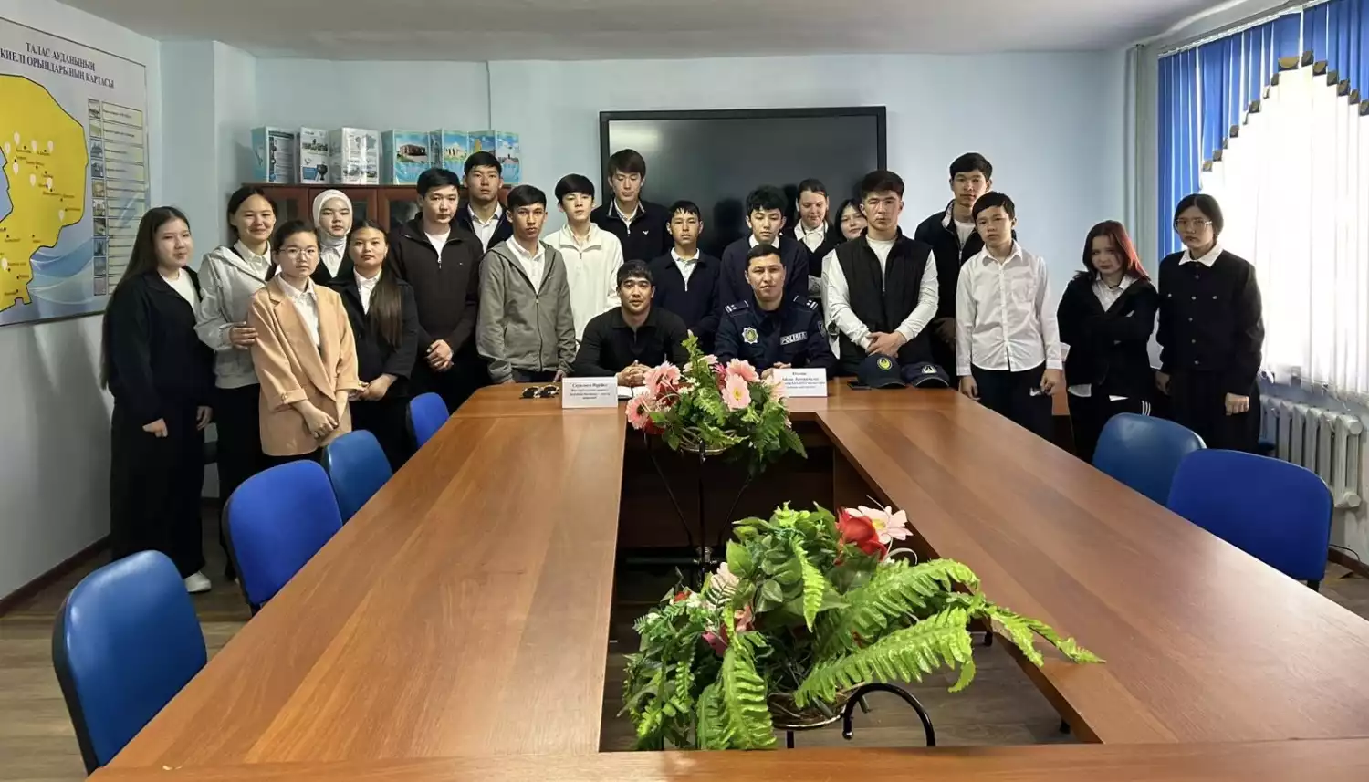 Профилактика правонарушений и игровой зависимости: встреча со студентами Каратау