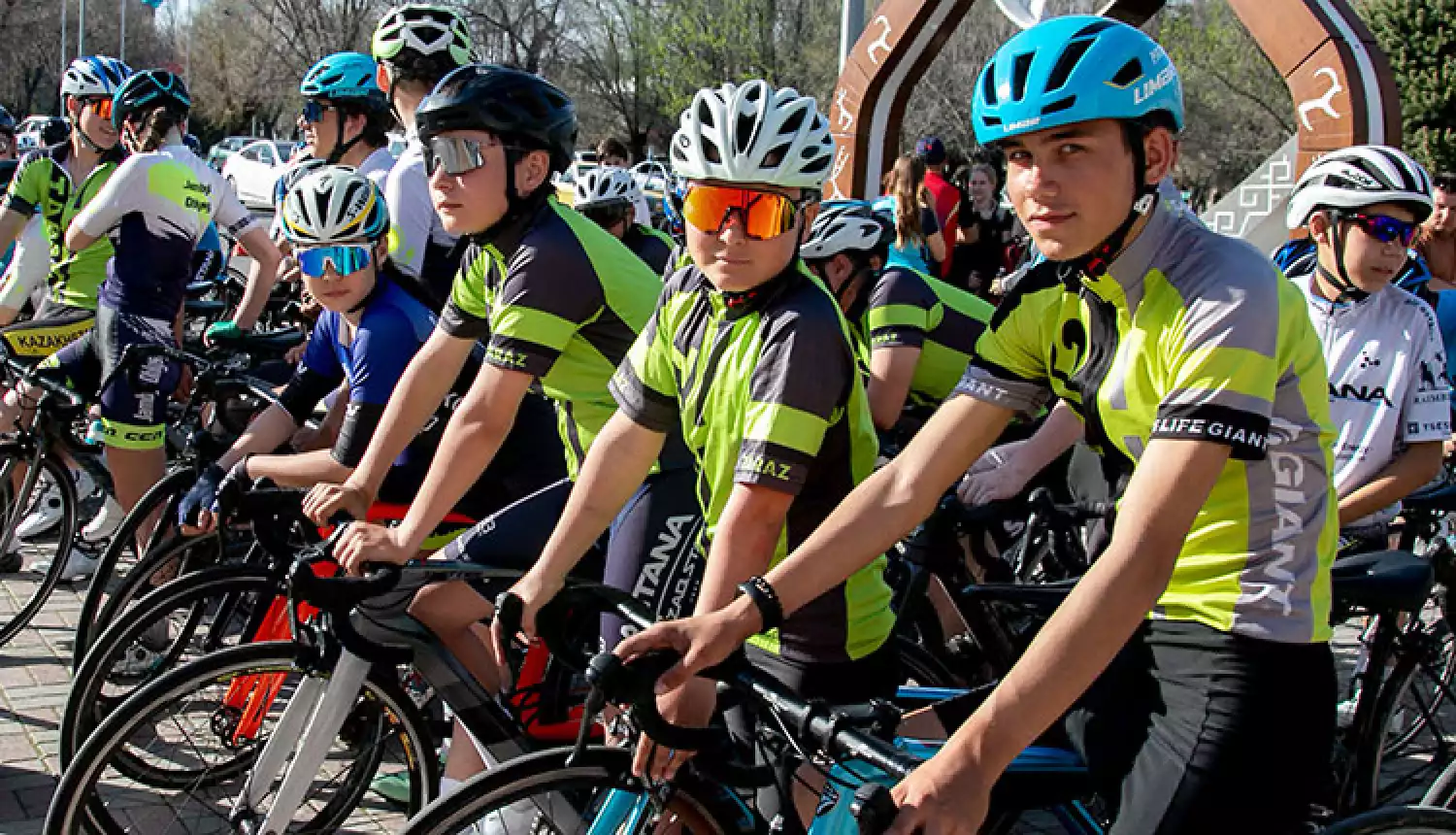 Масштабная велогонка