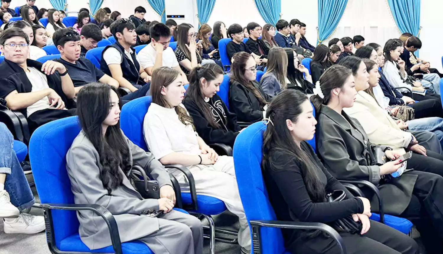 Беречь честь смолоду