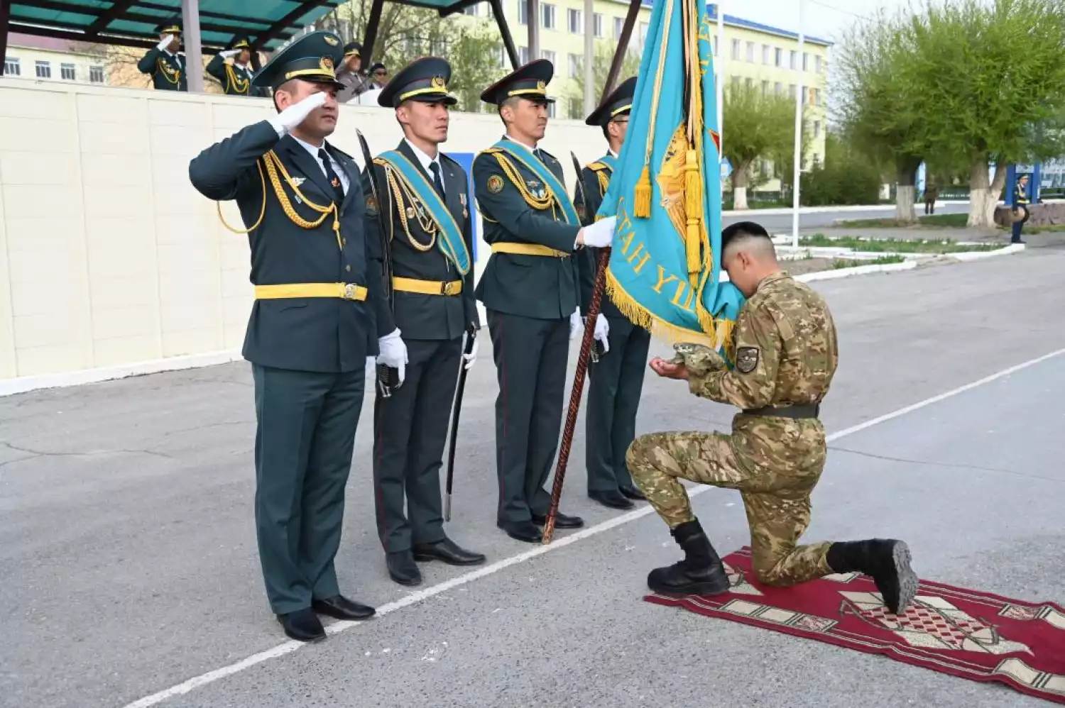 В Гвардейском гарнизоне 600 солдат получили военно-учетные специальности