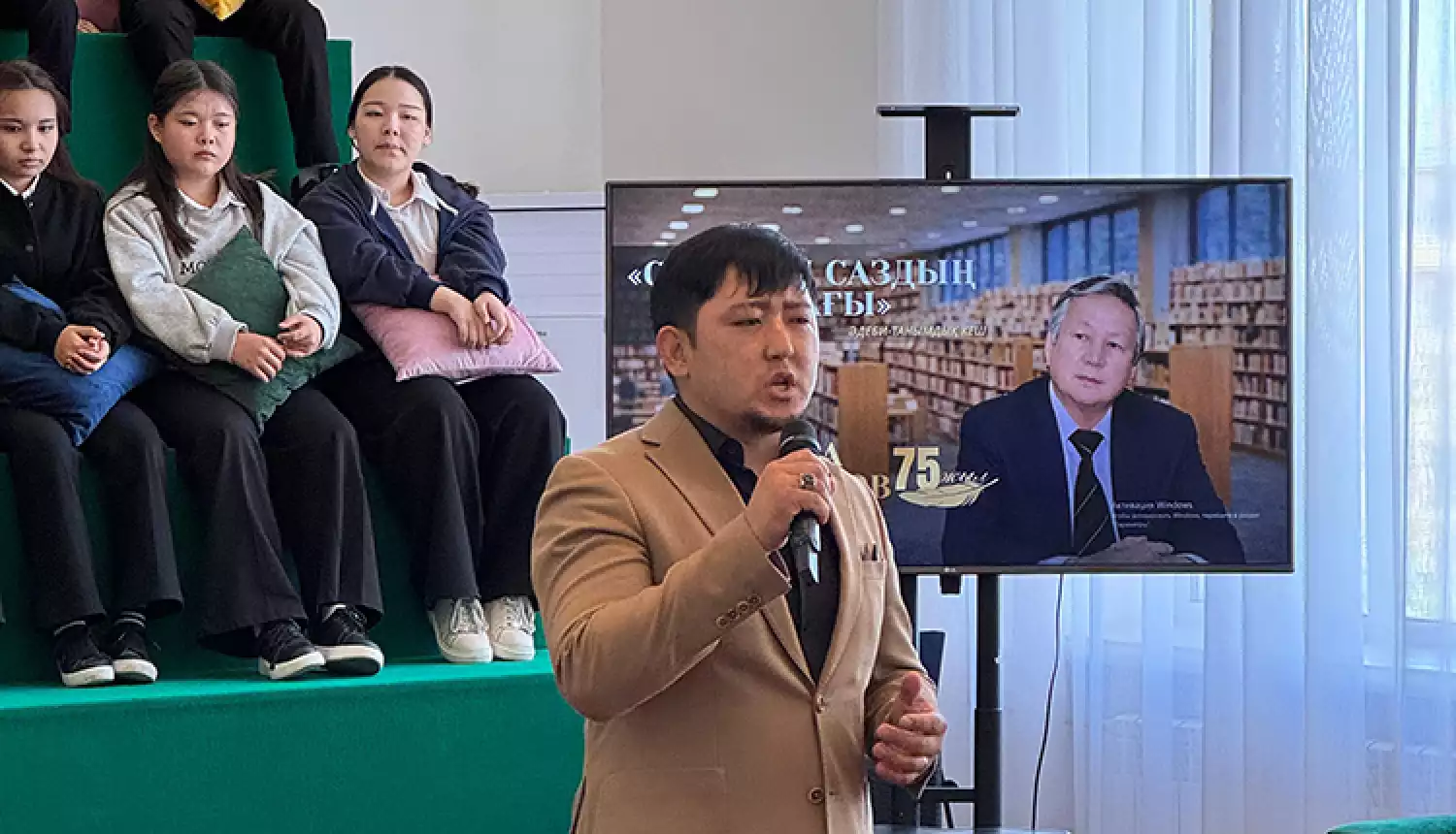 Мастер мелодии и слова