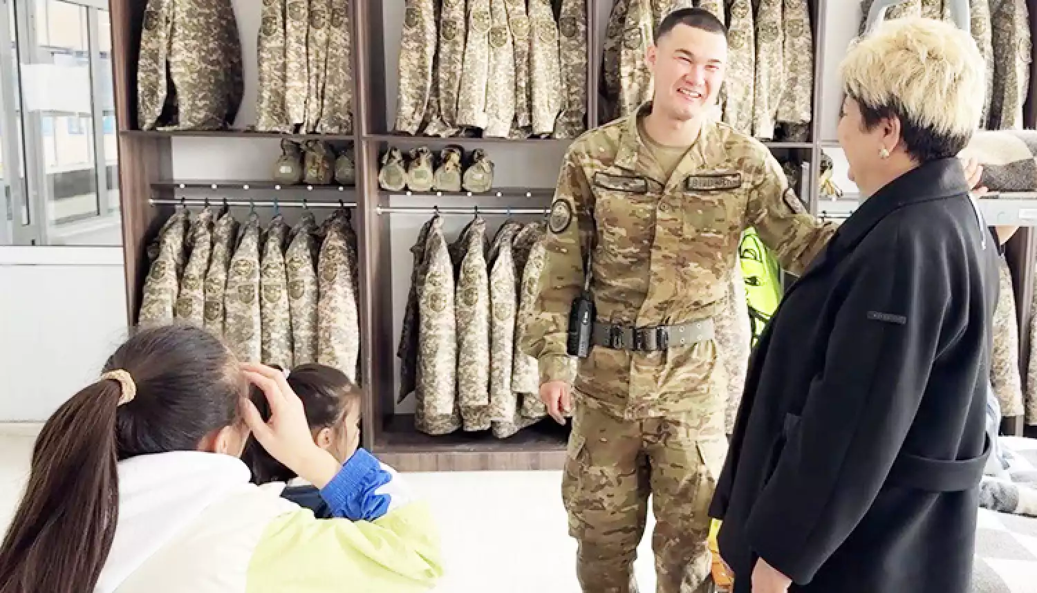 В гарнизоне встречали гостей