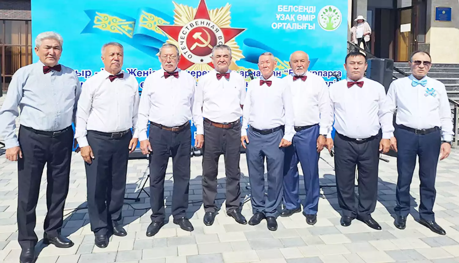 Поклон Героям
